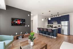 W208 Spacious & Luxury | 2Bd Condo DT Minneapolis