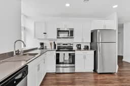 2 Bedroom Condo DT Fort Worth - Walk to Convention - Image 4