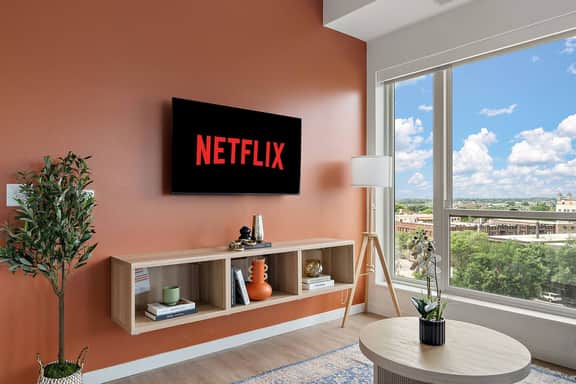 Top-Floor Condo with Skyline Views + Parking + Gym