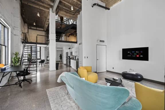 Top-Floor Downtown Penthouse | Terrace | 2,500 Sq - Image 3